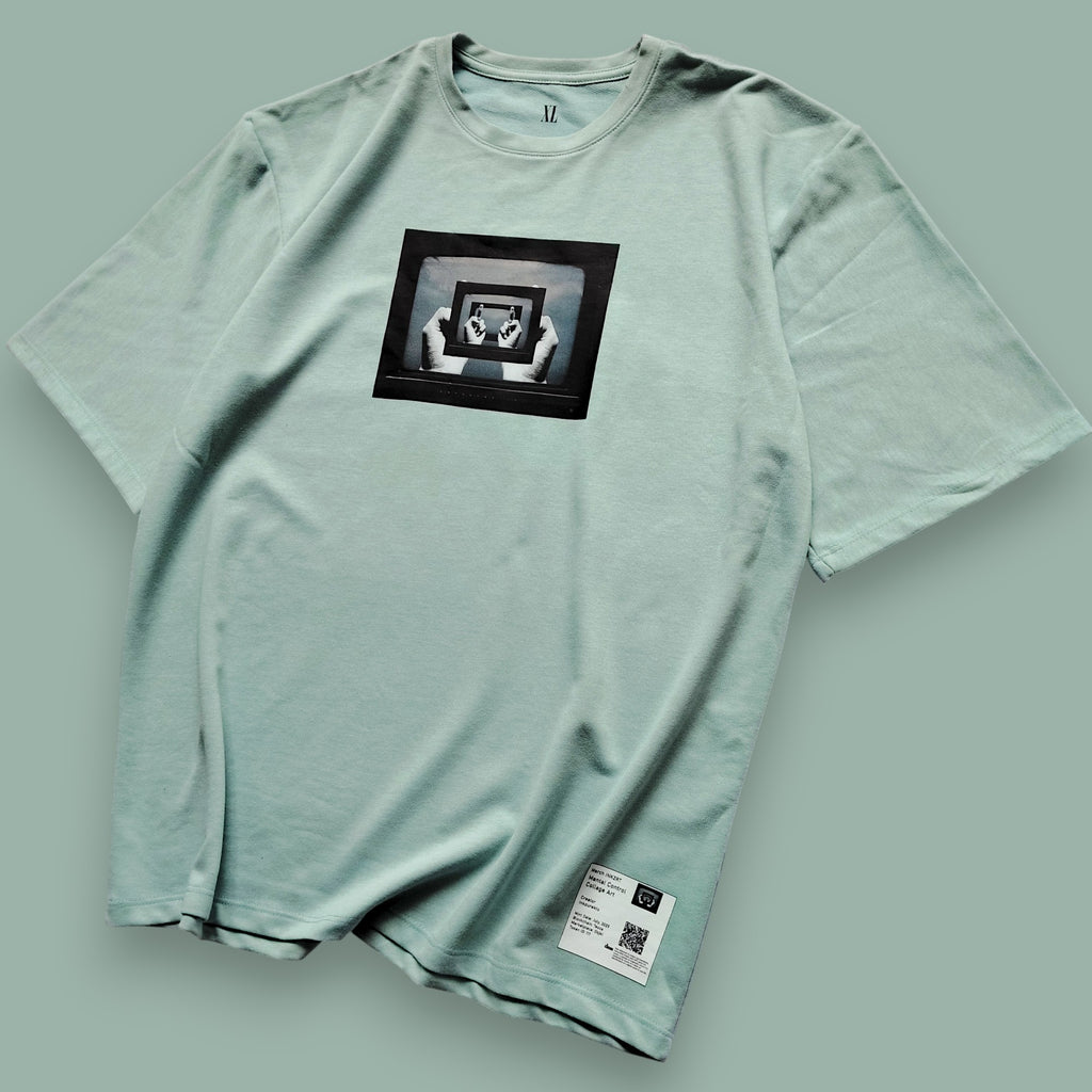 Camiseta Oversize Clásica Unisex- Mental Control- Inkzurekto Merch